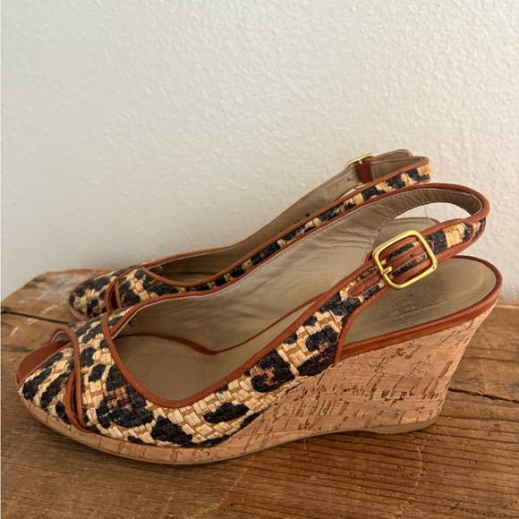 Stuart Weitzman Leopard Print Wedge Sling Backs - Picture 9 of 10